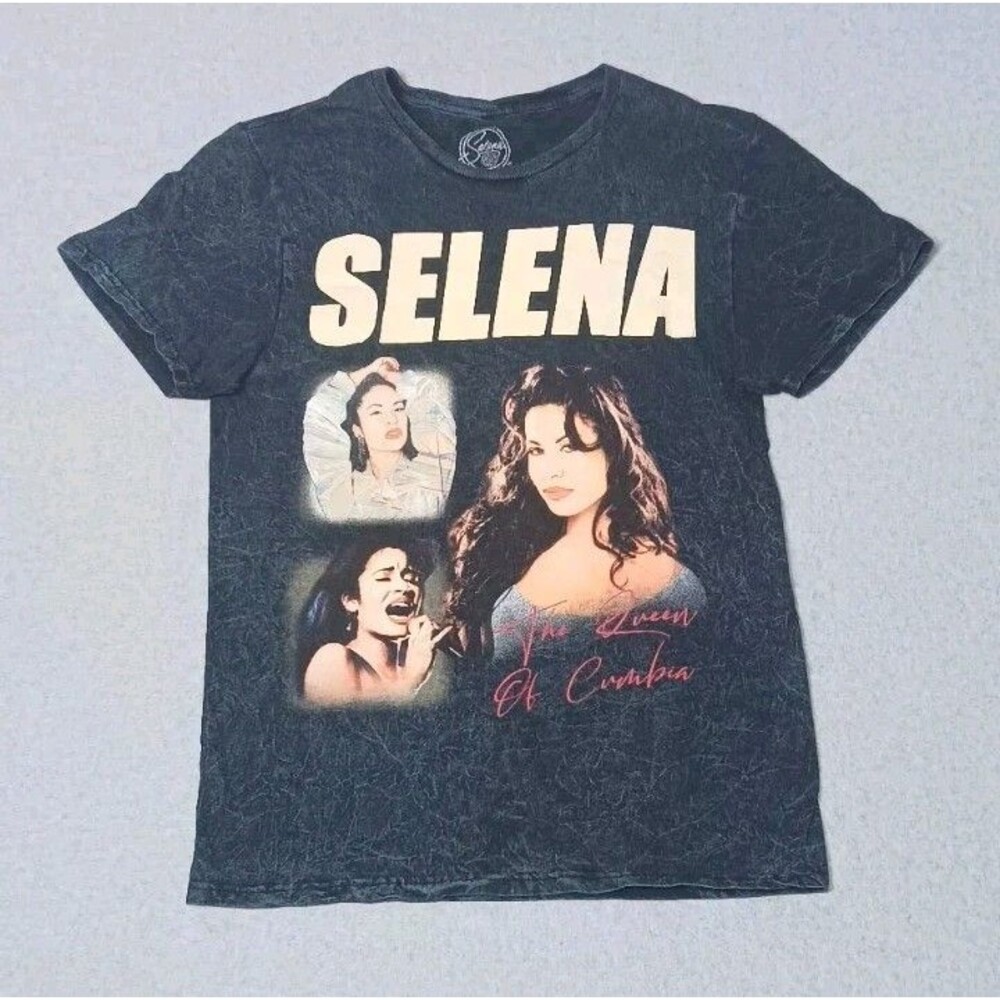 Selena Quintanilla Queen Of Cumbia Graphic Tee Size Small Black Acid Wash Latina